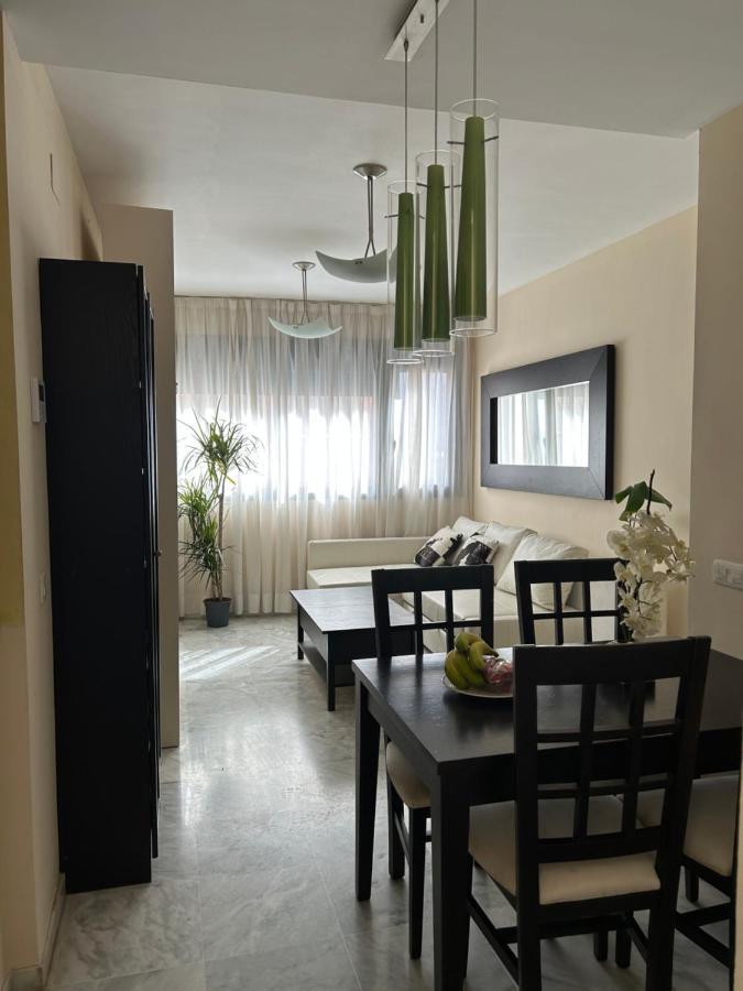 דירות סביליה Atico Triana Con Piscina Privada מראה חיצוני תמונה